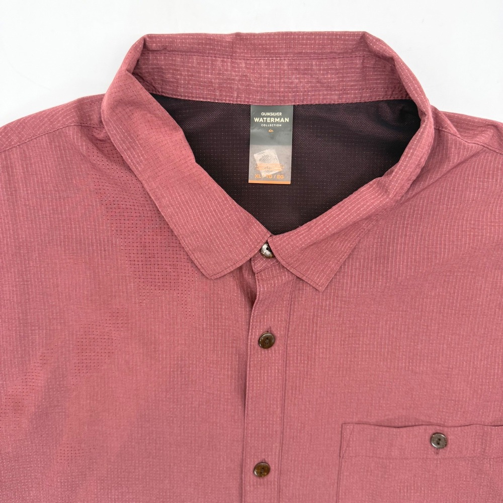 Quiksilver Shirt Mens XL Maroon Waterman Collection Short Sleeve Vented Top